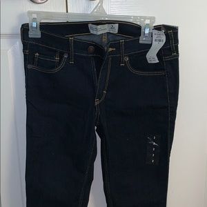 Brand new Abercrombie & Fitch super skinny jeans